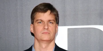 Michael Burry of ‘The Big Short’ is now a full-time writer. Here’s why he and other investors put pen to paper.