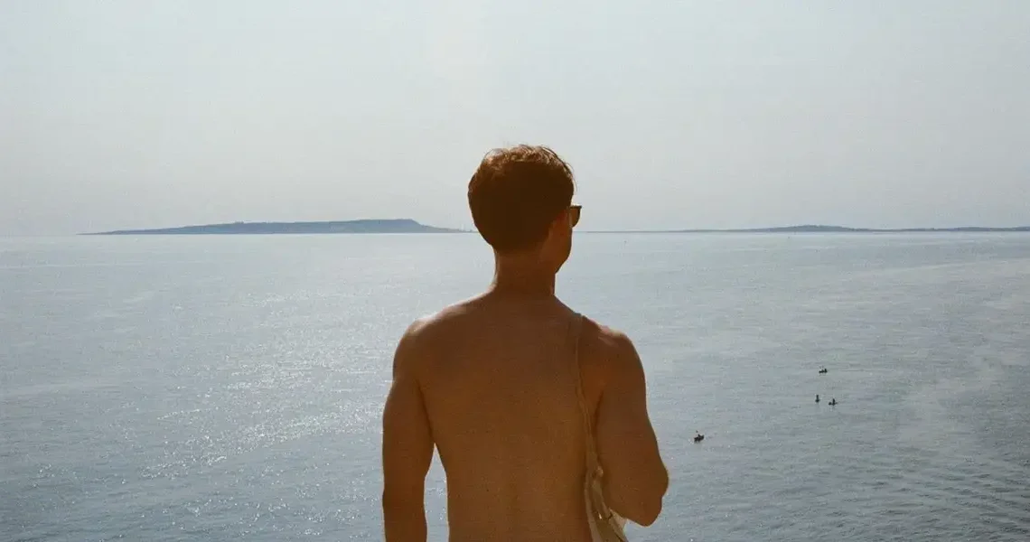 A 31-year-old man was eating too much protein. He cut his body fat percentage in half by eating more carbs and doing full-body workouts.