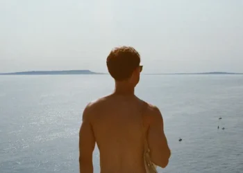 A 31-year-old man was eating too much protein. He cut his body fat percentage in half by eating more carbs and doing full-body workouts.