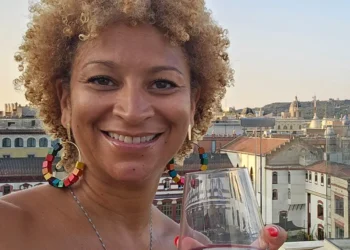 I left Florida for Spain. It’s cheaper, but I miss being able to order from Amazon.