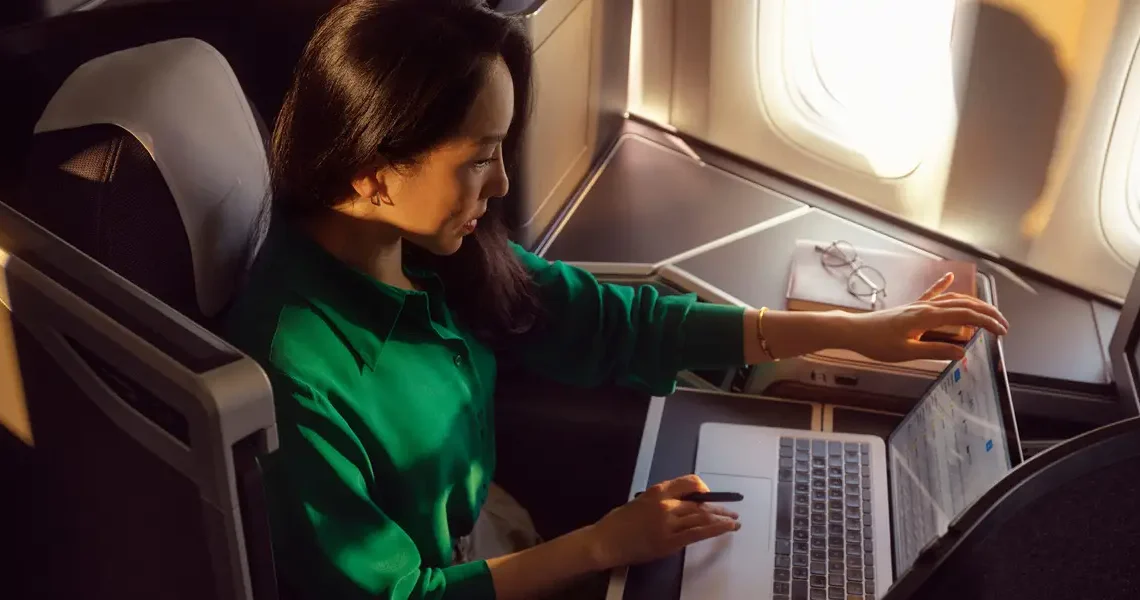 Elon Musk wants to dominate the in-flight internet market. Here are all the airlines that now offer Starlink WiFi.