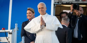 CEO explains how the unofficial ‘papal airline’ flies the pope