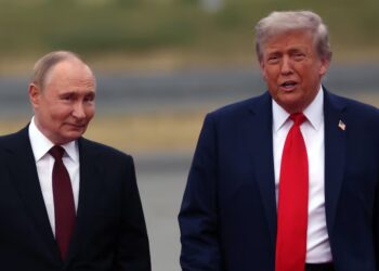 Trump’s Own Ambassador Admits Putin Has Upper Hand in Peace Talks