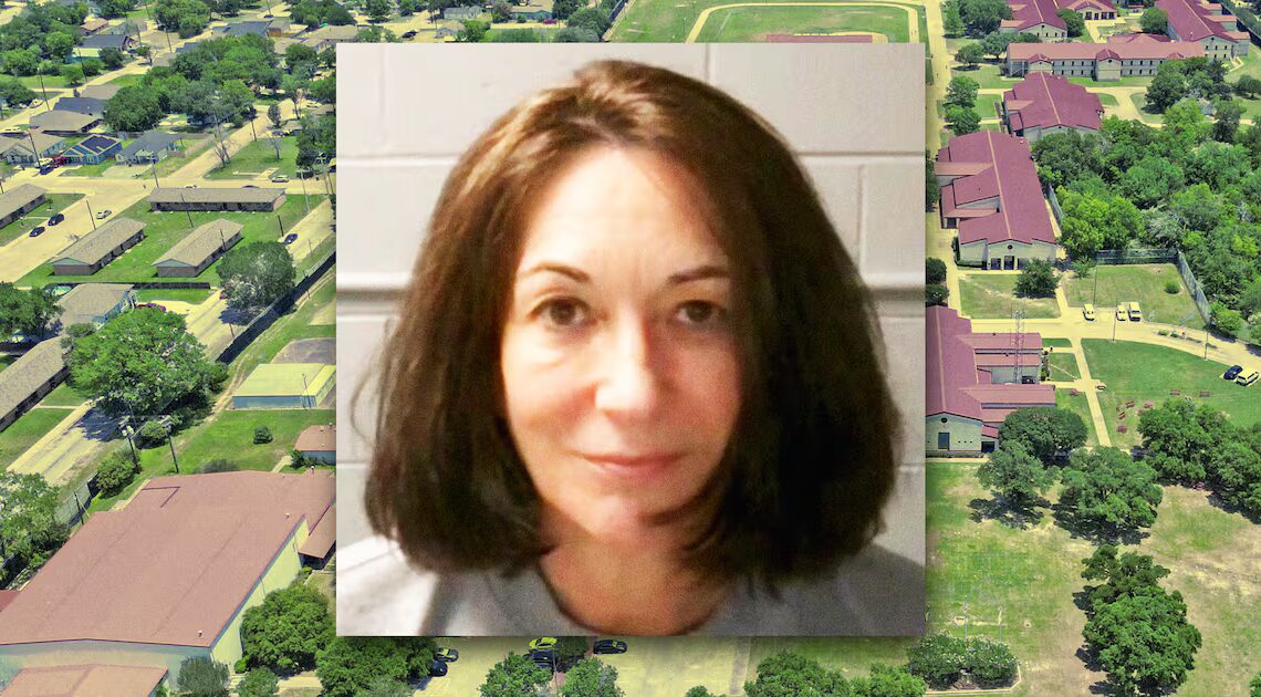 Trump Goons Go After Maxwell’s Jailers for Whistleblowing