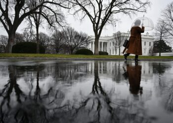 Pre-holiday travel day was D.C.’s wettest of the month