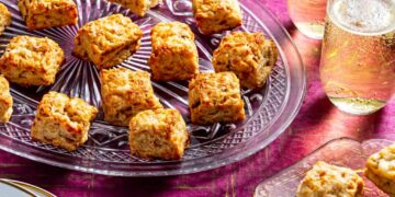 18 Thanksgiving appetizers to nosh on before the main event