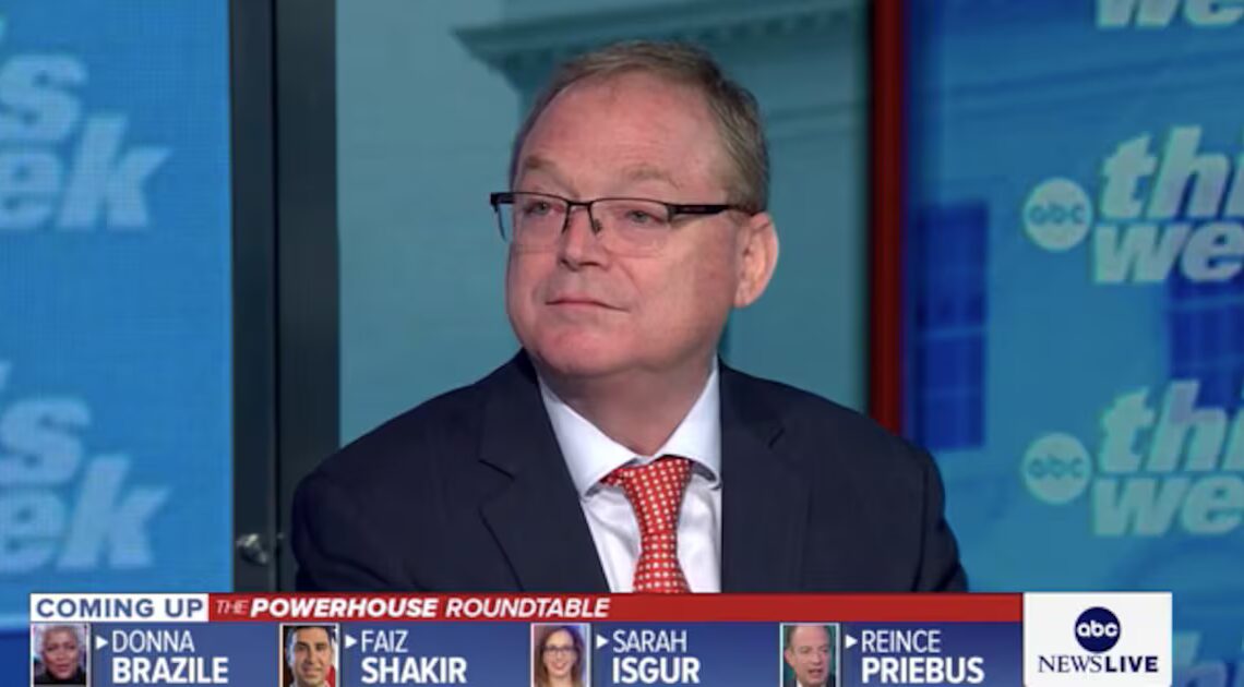 Trump’s Economic Goon Gets Schooled on Thanksgiving Prices