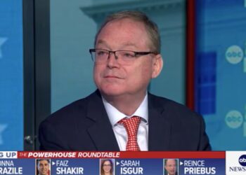 Trump’s Economic Goon Gets Schooled on Thanksgiving Prices