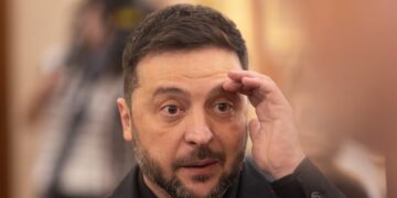 Trump Tries to Screw Ukraine Into Thanksgiving Surrender