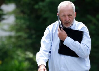 Harvard’s Slutty Professor ‘Stepping Back’ as He Grovels Over Epstein Emails