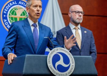 Air Traffic Will Be Cut on Friday if Shutdown Continues, Officials Warn