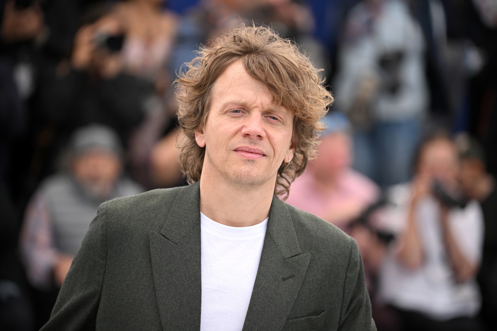 Alex Lutz Talks Juggling Directing & Acting As Gritty Romance ‘Connemara’ With Mélanie Thierry & Bastien Bouillon Plays At TAFFF