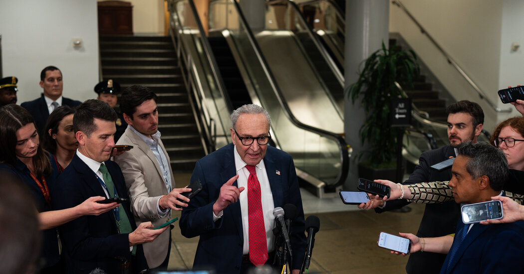 As Mamdani Surges Ahead, Schumer Risks Finding Himself Left Behind