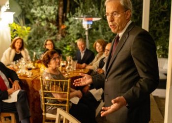 At L.A. Public Library literary salon, a military historian offers hope: ‘We have faced grimmer times’