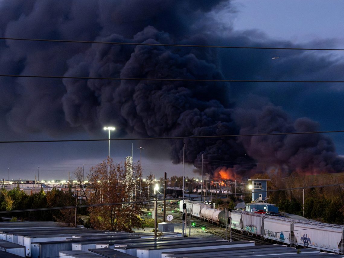 At least three killed in UPS cargo plane crash at Louisville airport in US