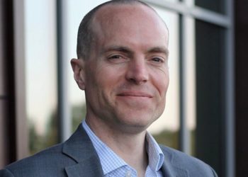 Attacked by Swarm of Wasps, American Father and Son Die in Laos