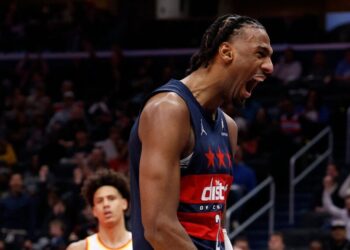 Alex Sarr has flashed dominant play. Finally, this time, in a win.