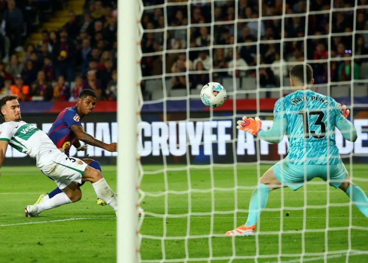 Barcelona beat Elche 3-1 to stay in touch with La Liga leaders Real Madrid