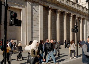 Britain Faces Up to Tough Economic Choices. Finally, Economists Say.