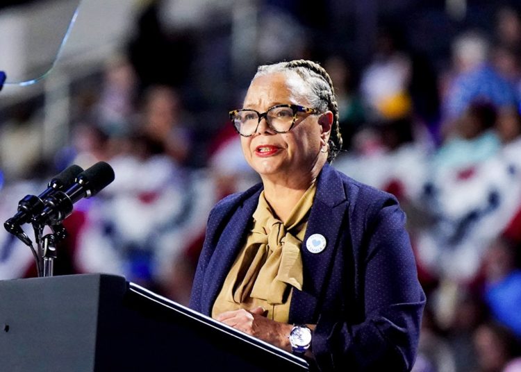 Charlotte mayor wins landslide reelection despite controversy over Iryna Zarutska’s slaying