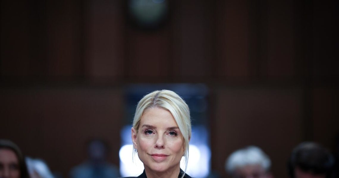 Contributor: The key to checking Trump’s lawlessness is to discipline his lawyers