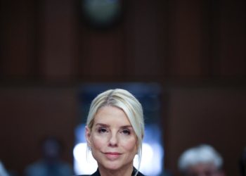 Contributor: The key to checking Trump’s lawlessness is to discipline his lawyers