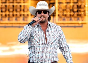 Country star Gavin Adcock falls off stage during concert