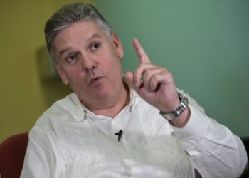 Cuba charges former economy minister Gil of espionage, financial crimes