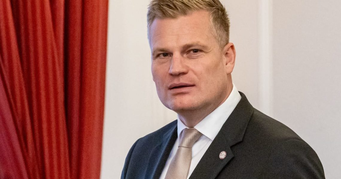 Czechia to slash military aid to Ukraine, says likely next FM