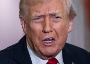 Top Doctor Warns There’s Reason to Be ‘Worried’ About Trump’s Cognitive Decline