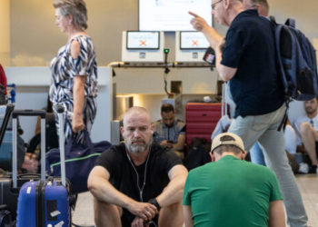 DOT, FAA Announce Flight Reductions at 40 Major Airports Due to Government Shutdown