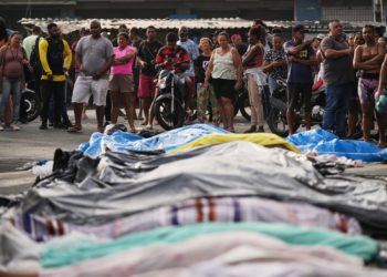 Demonstrators call for governor’s resignation after deadly Rio police raid