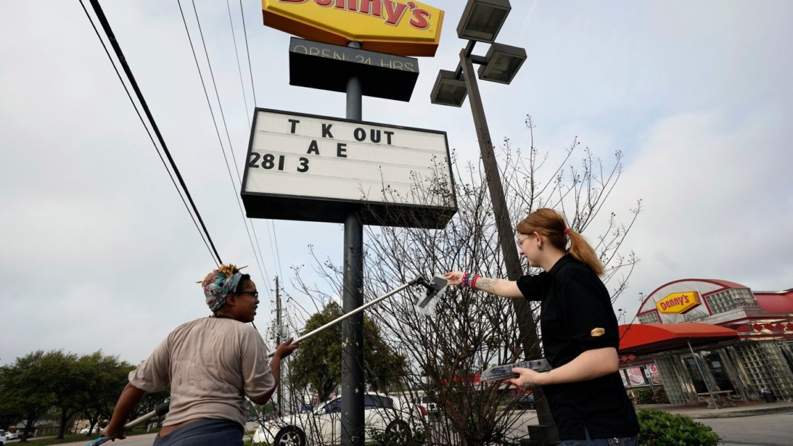 Denny’s to be acquired and taken private in a deal valued at $620 million