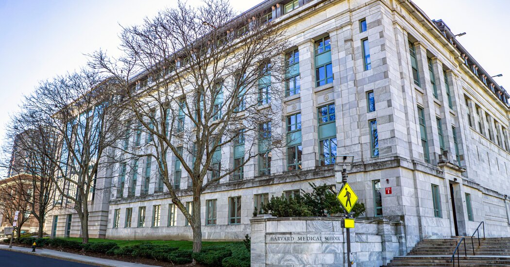 Explosion at Harvard Building Affected Small Section of Hallway, Officials Say