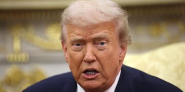 Fraudsters Lobbied Fraudster to Grant Presidential Pardon to Fraudster