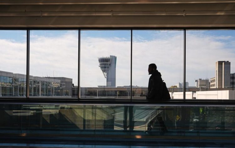 FAA to list airports where it is reducing flights during the government shutdown