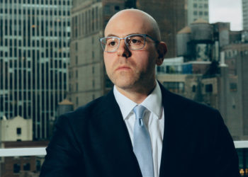 Fed Risks a Recession if It Doesn’t Cut Rates Rapidly, a Top Official Warns