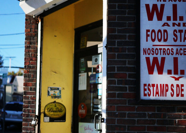 Food Aid Program for Low-Income Women and Children Gets More Temporary Funding