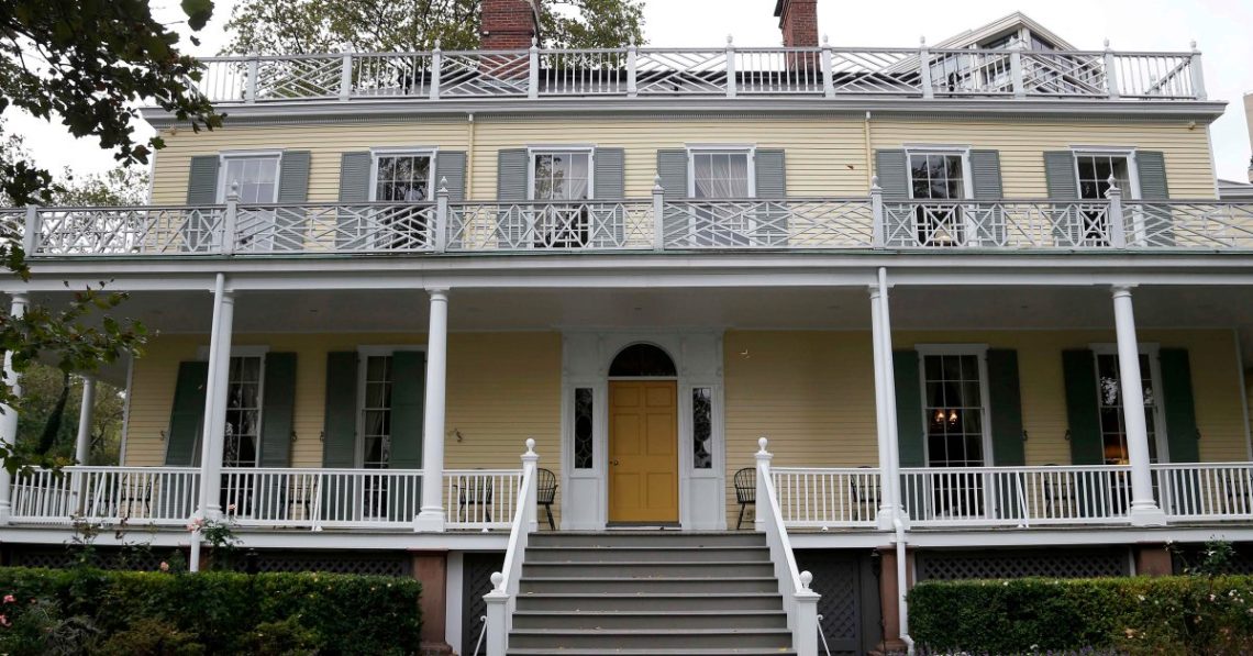 From a Rent-Stabilized Queens Apartment to Gracie Mansion: A Look at Zohran Mamdani’s New Home