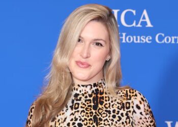 RFK Jr.’s Digital Lover Accused of ‘Sleeping’ With Another GOP Lawmaker