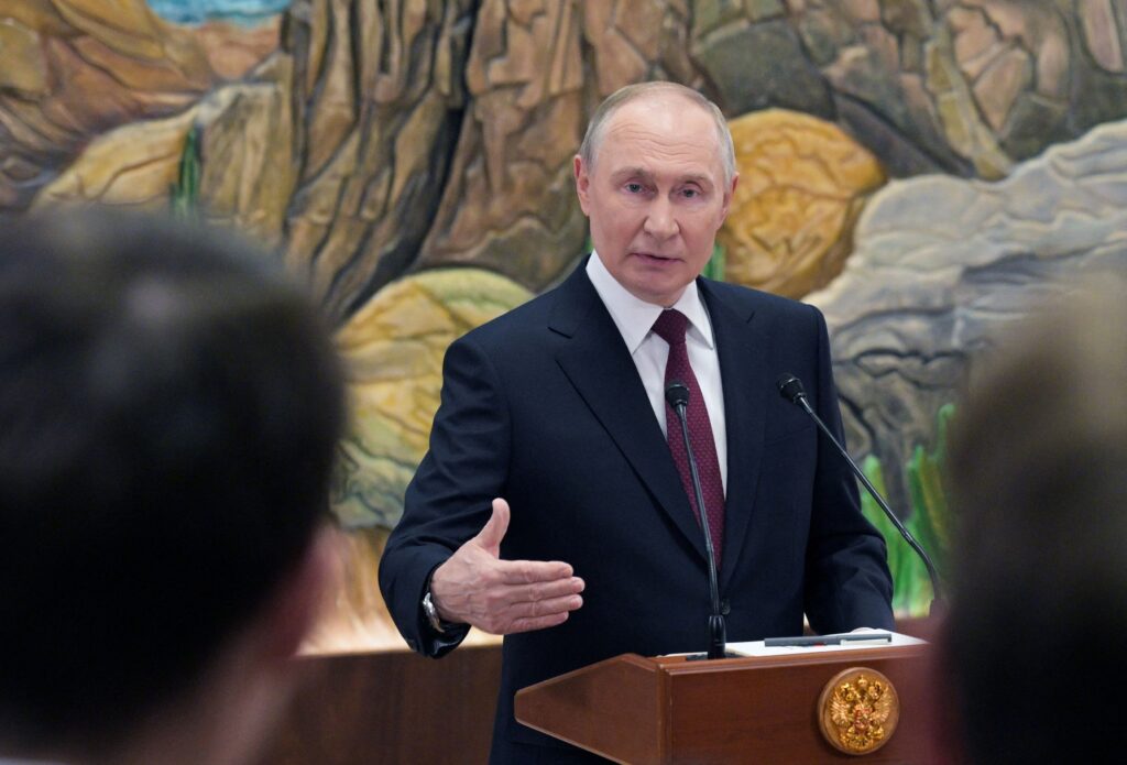 Putin open to new U.S. peace proposal, ready for envoy next week