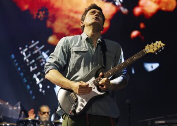 WATCH: John Mayer Covers Hudson Freeman and His Viral ‘Country Nirvana’ Tune
