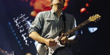 WATCH: John Mayer Covers Hudson Freeman and His Viral ‘Country Nirvana’ Tune