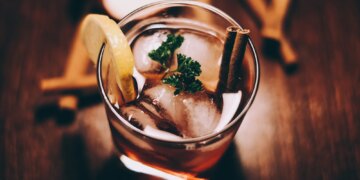 Non-Alcoholic Drinks To Pair With Your Thanksgiving Dinner