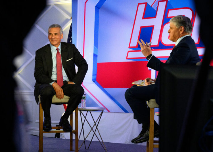 Governor’s Race Draws Obama and Hannity but Not Trump in Final Days