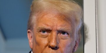 Trump Fires Off More Doomed Demands Over Shutdown