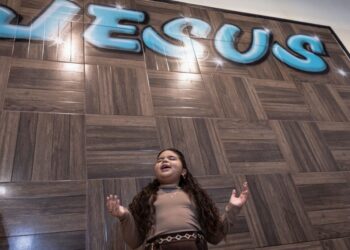 Child preachers help evangelicals surge in Catholic Brazil