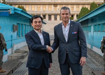 Hegseth visits inter-Korean border ahead of security talks with South Korean officials