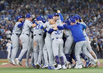 How to use L.A. Metro to celebrate at Dodgers World Series parade