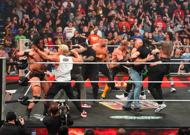 WATCH: Huge Brawl Breaks Out on ‘WWE Raw’ Ahead of ‘Survivor Series’